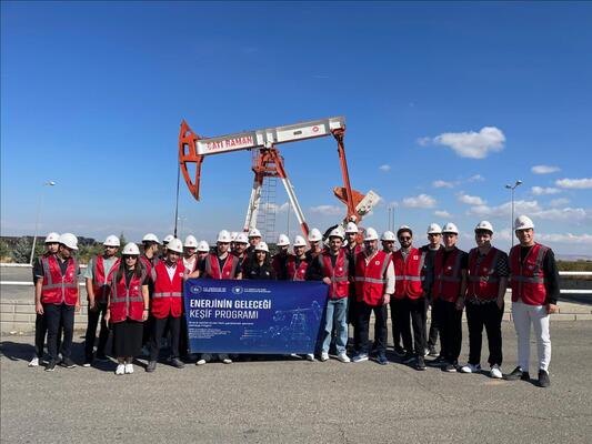 sirnak-universitesi-sondaj-teknolojisi-programi-ogrencileri-enerji-sektorunun-sahasinda